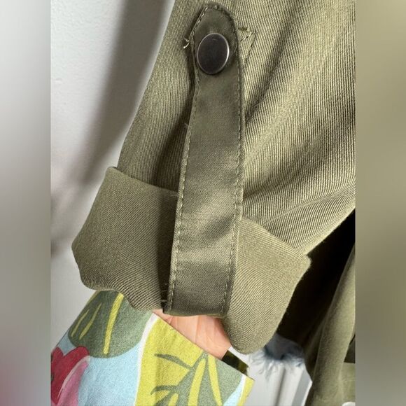 Apt. 9 Solid Roll-Tab Utility Jacket Olive Green. Size Small - Picture 6 of 10